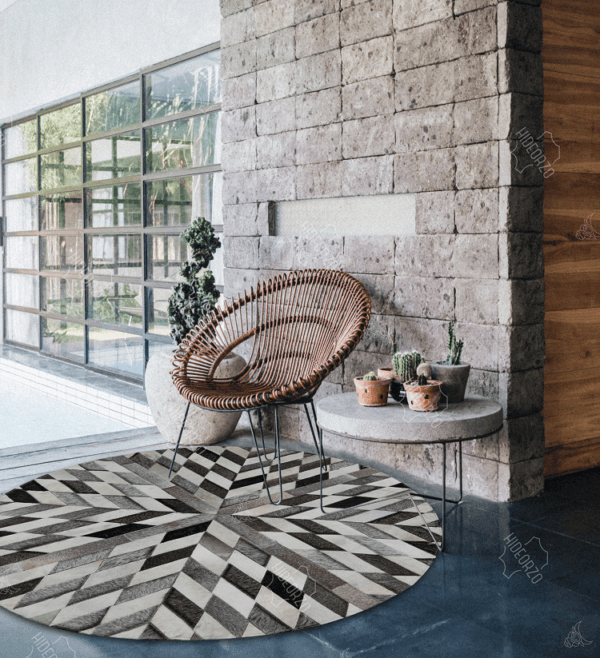 LUXURIOUS RUG - Handcrafted Cowhide Rug for Decor by Hideorzo